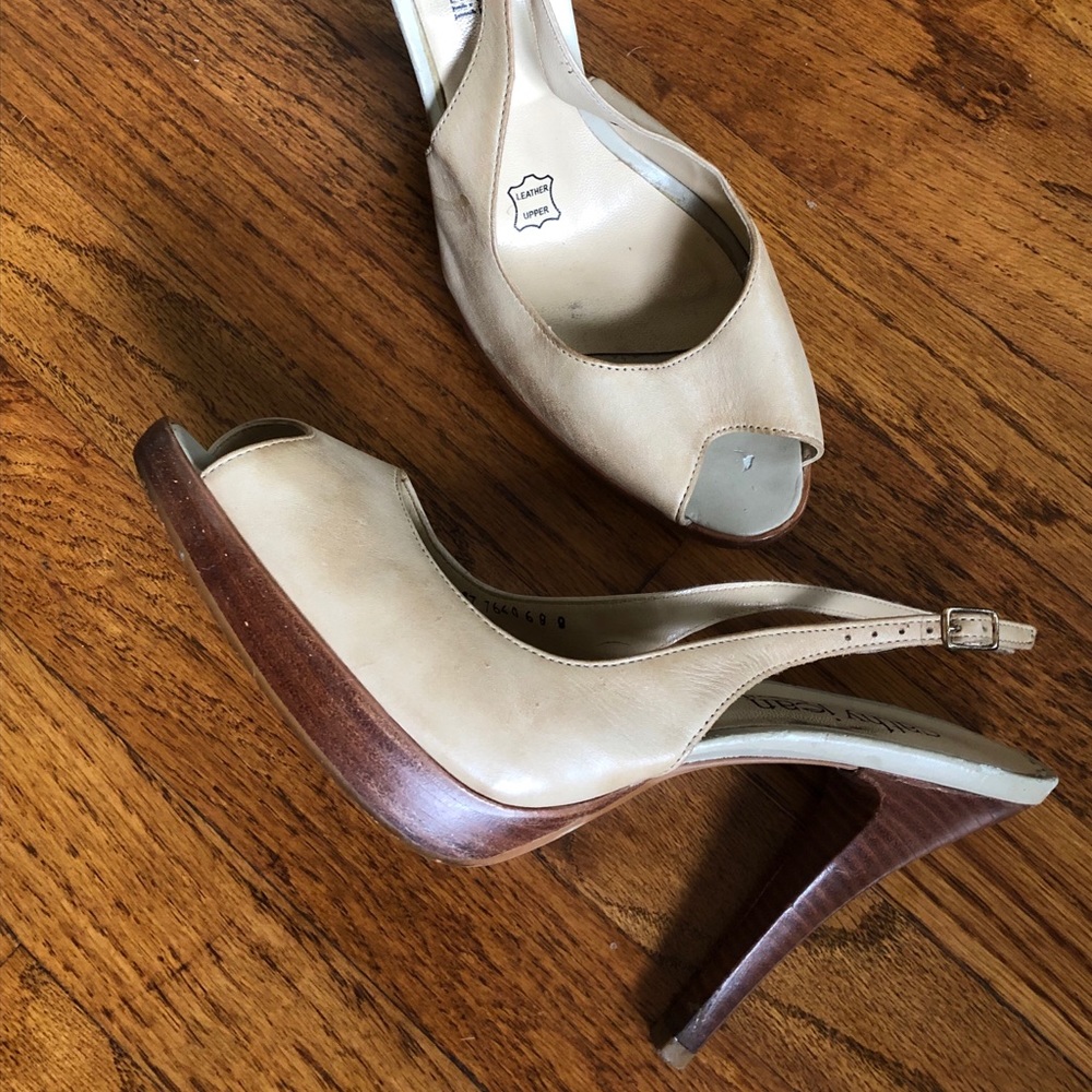 Tan Sling-back Heels Sandals - Picture 5 of 5